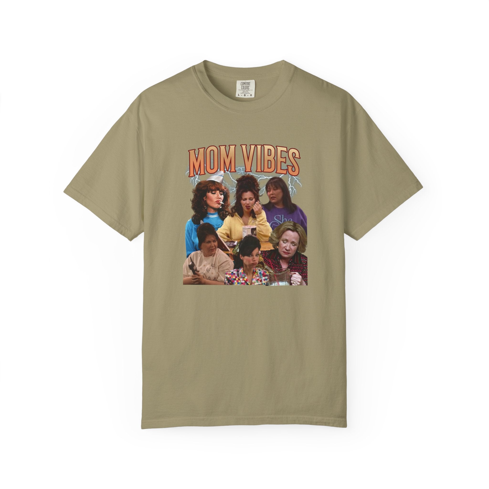 Mom Vibes Graphic T-Shirt — Retro Mom Squad Vintage Style Tee