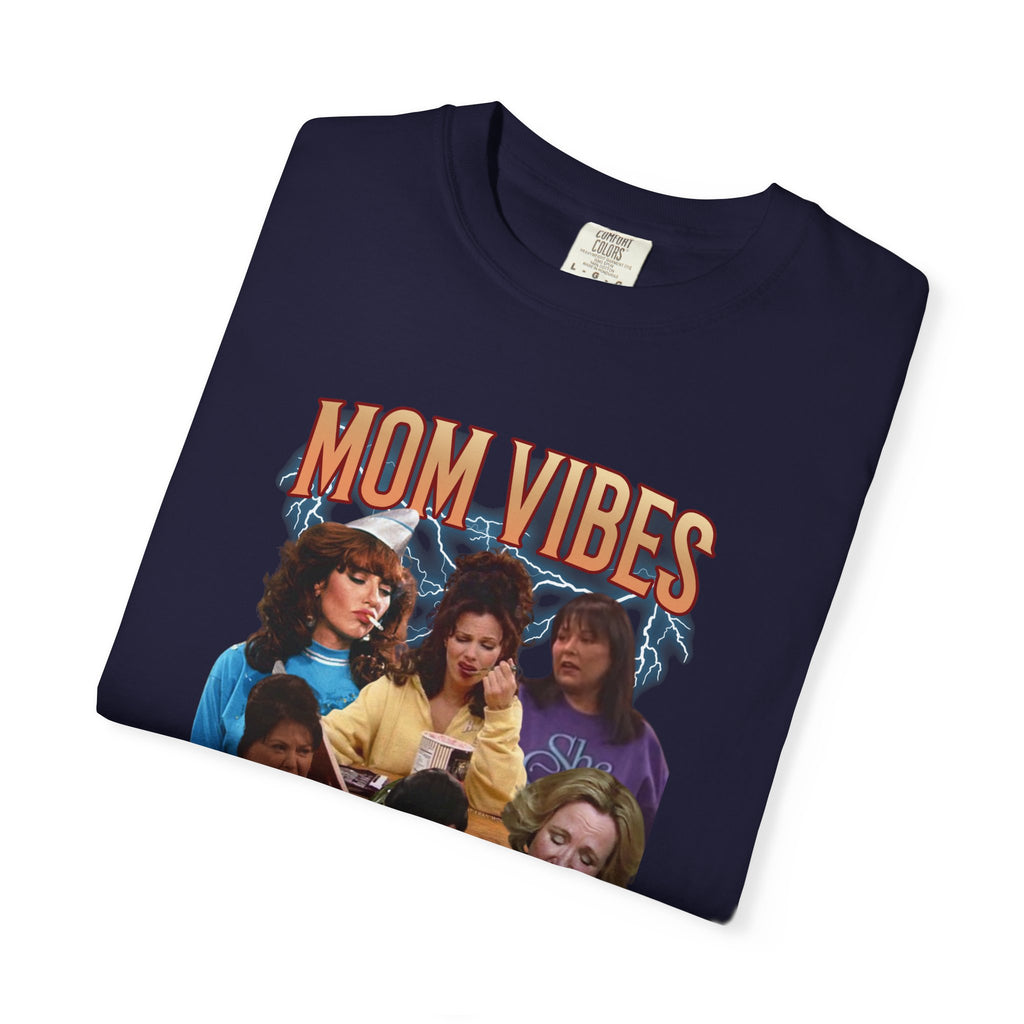 Mom Vibes Graphic T-Shirt — Retro Mom Squad Vintage Style Tee