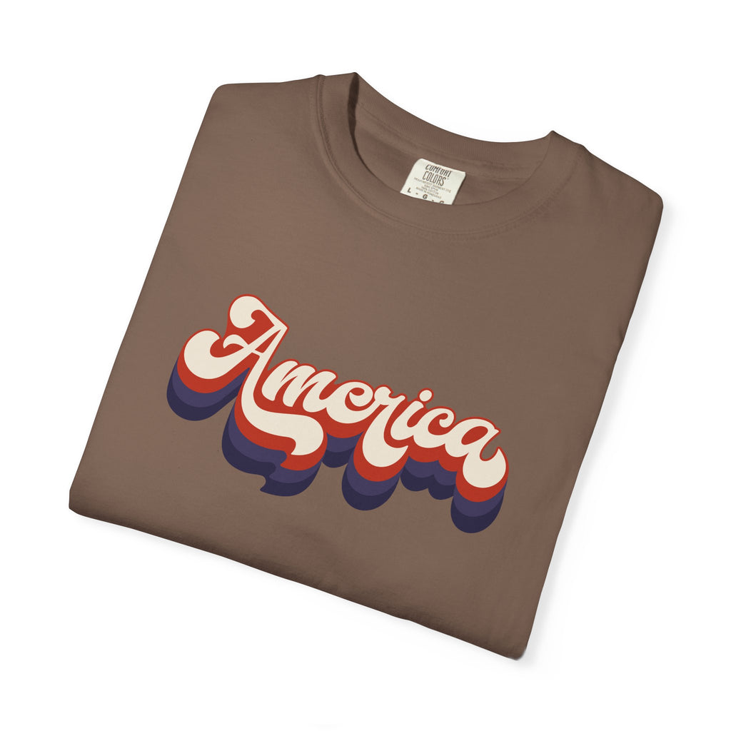 Retro 'America' T-Shirt — Vintage 70s Patriotic Graphic Tee