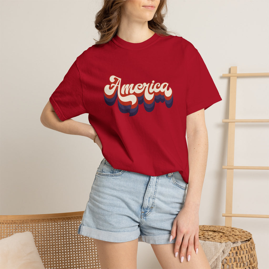 Retro 'America' T-Shirt — Vintage 70s Patriotic Graphic Tee