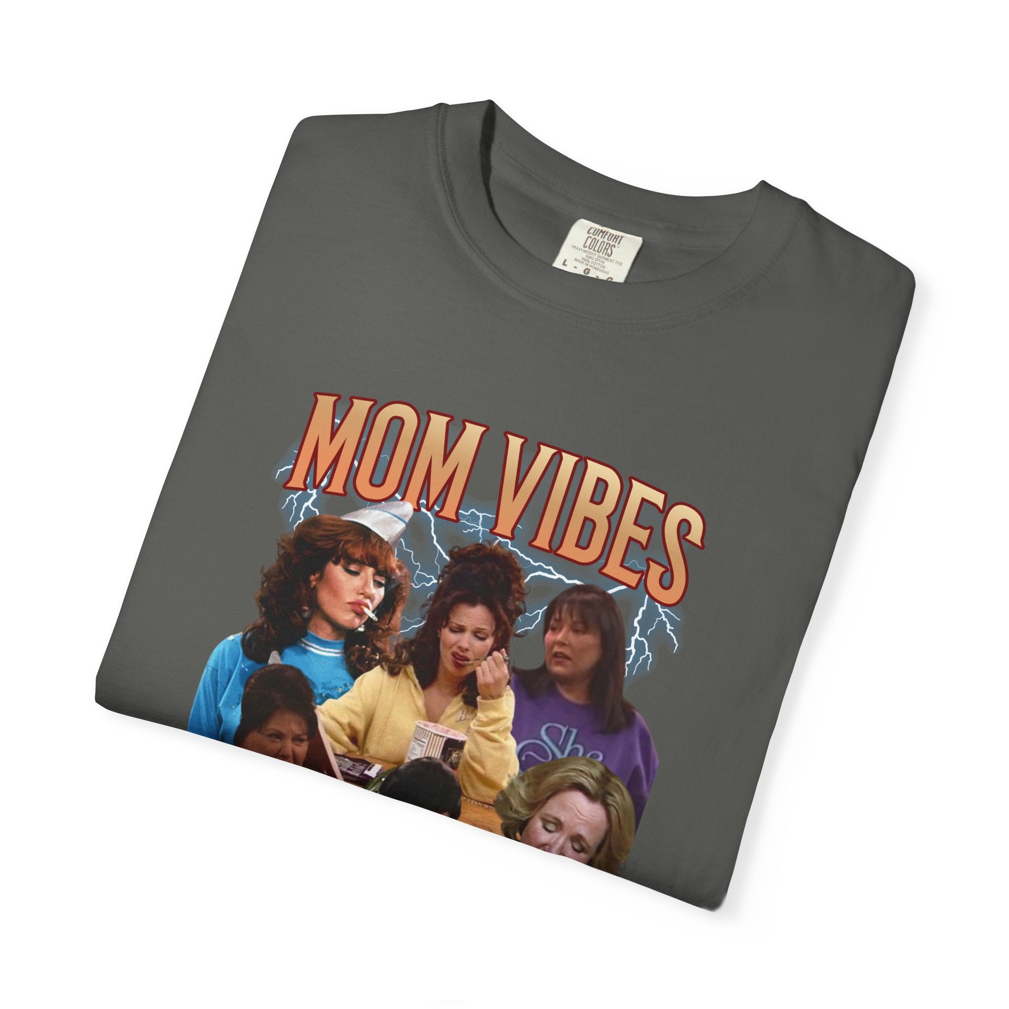 Mom Vibes Graphic T-Shirt — Retro Mom Squad Vintage Style Tee