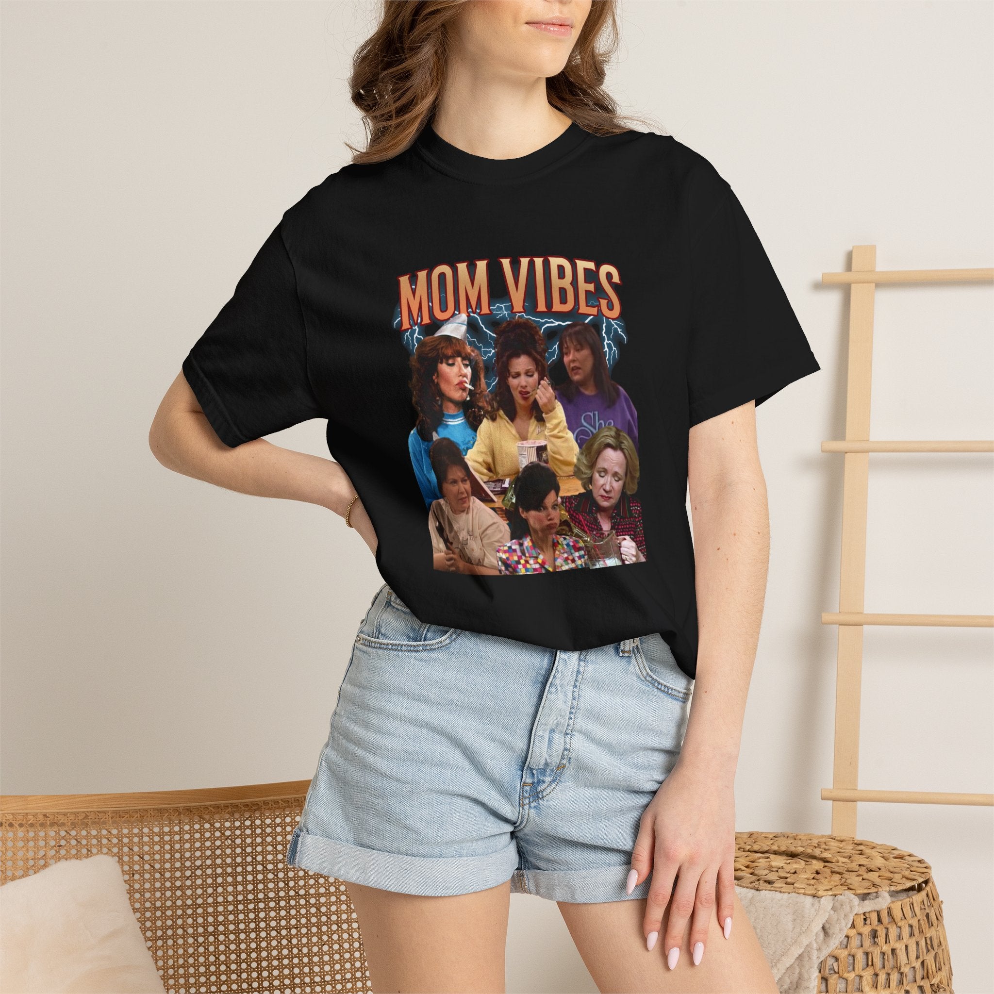 Mom Vibes Graphic T-Shirt — Retro Mom Squad Vintage Style Tee