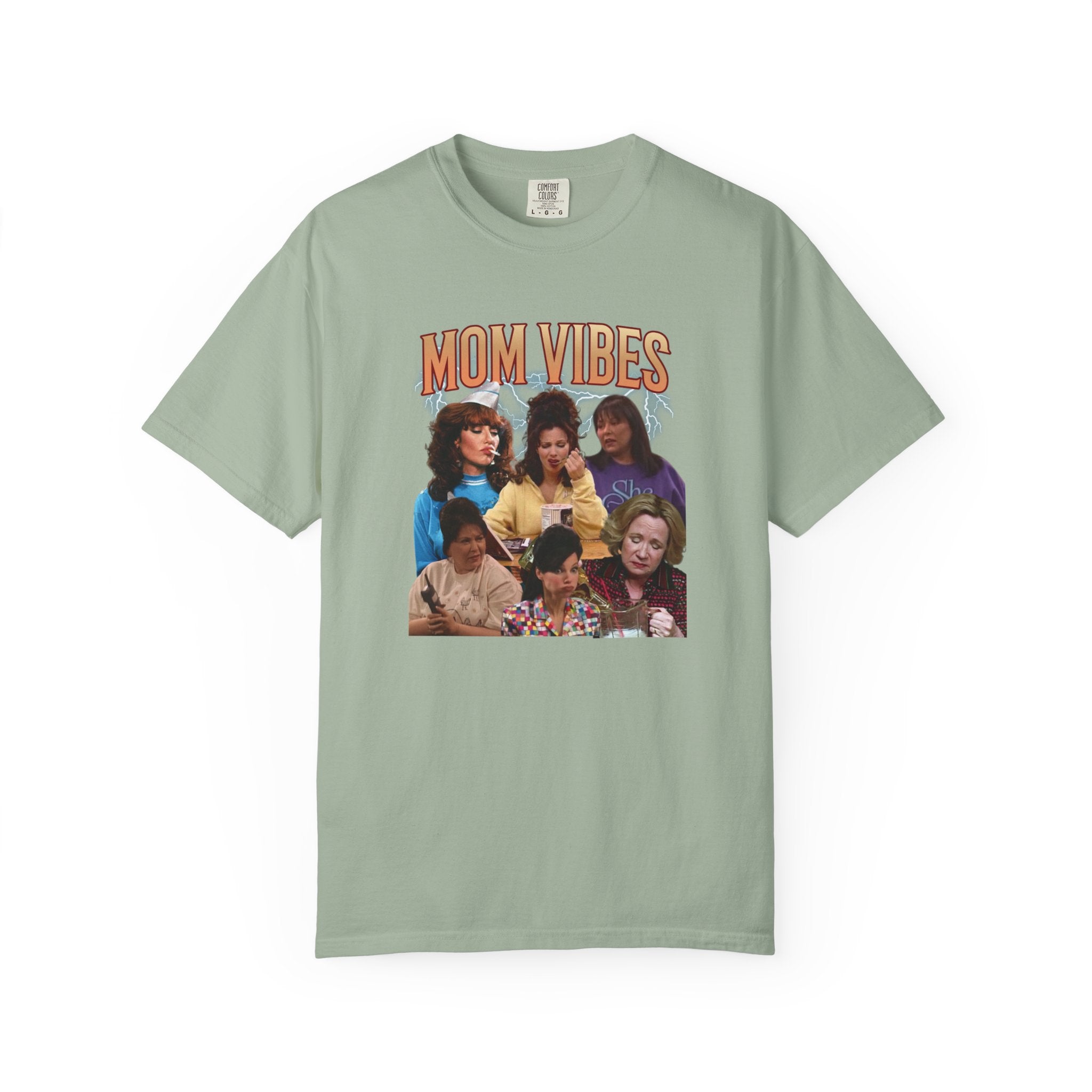Mom Vibes Graphic T-Shirt — Retro Mom Squad Vintage Style Tee