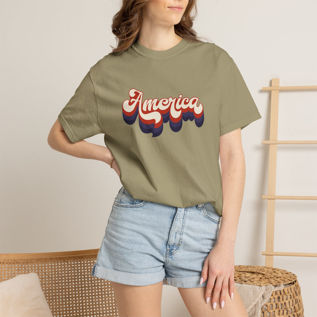 Retro 'America' T-Shirt — Vintage 70s Patriotic Graphic Tee