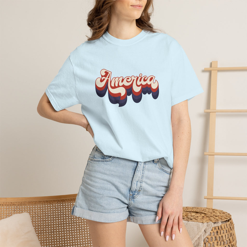 Retro 'America' T-Shirt — Vintage 70s Patriotic Graphic Tee