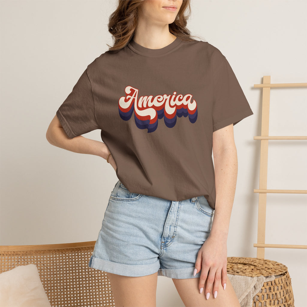 Retro 'America' T-Shirt — Vintage 70s Patriotic Graphic Tee