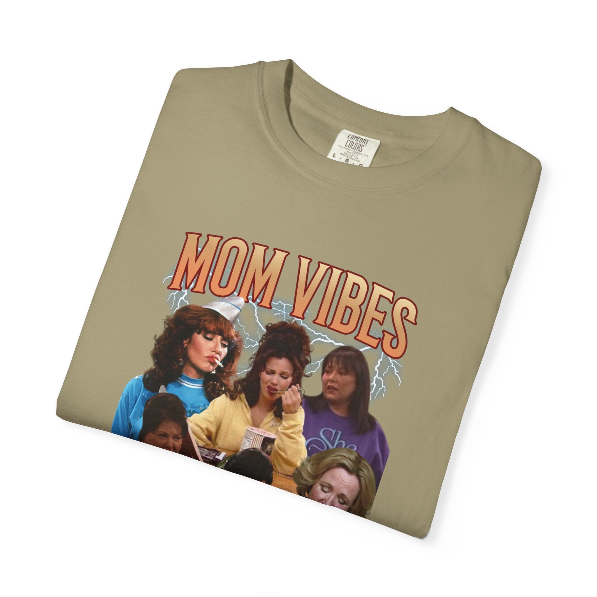 Mom Vibes Graphic T-Shirt — Retro Mom Squad Vintage Style Tee
