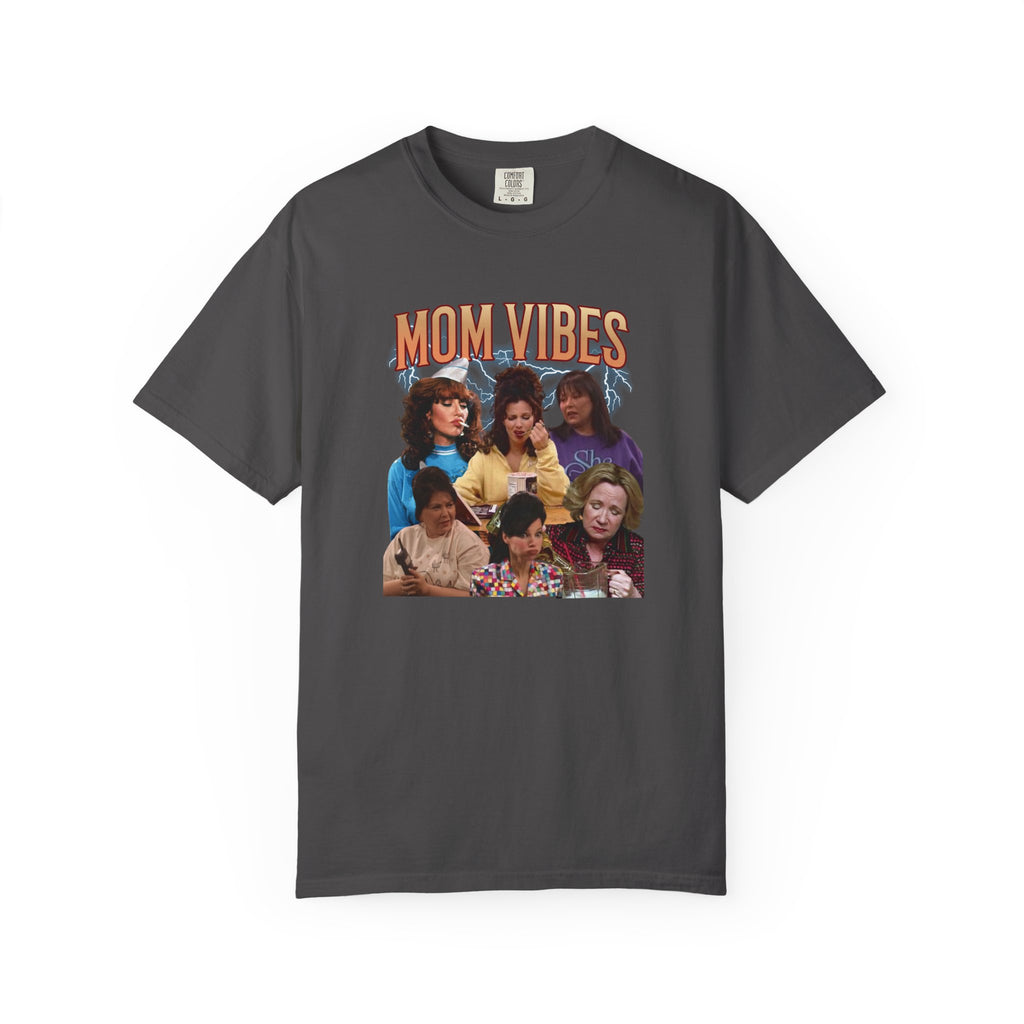 Mom Vibes Graphic T-Shirt — Retro Mom Squad Vintage Style Tee