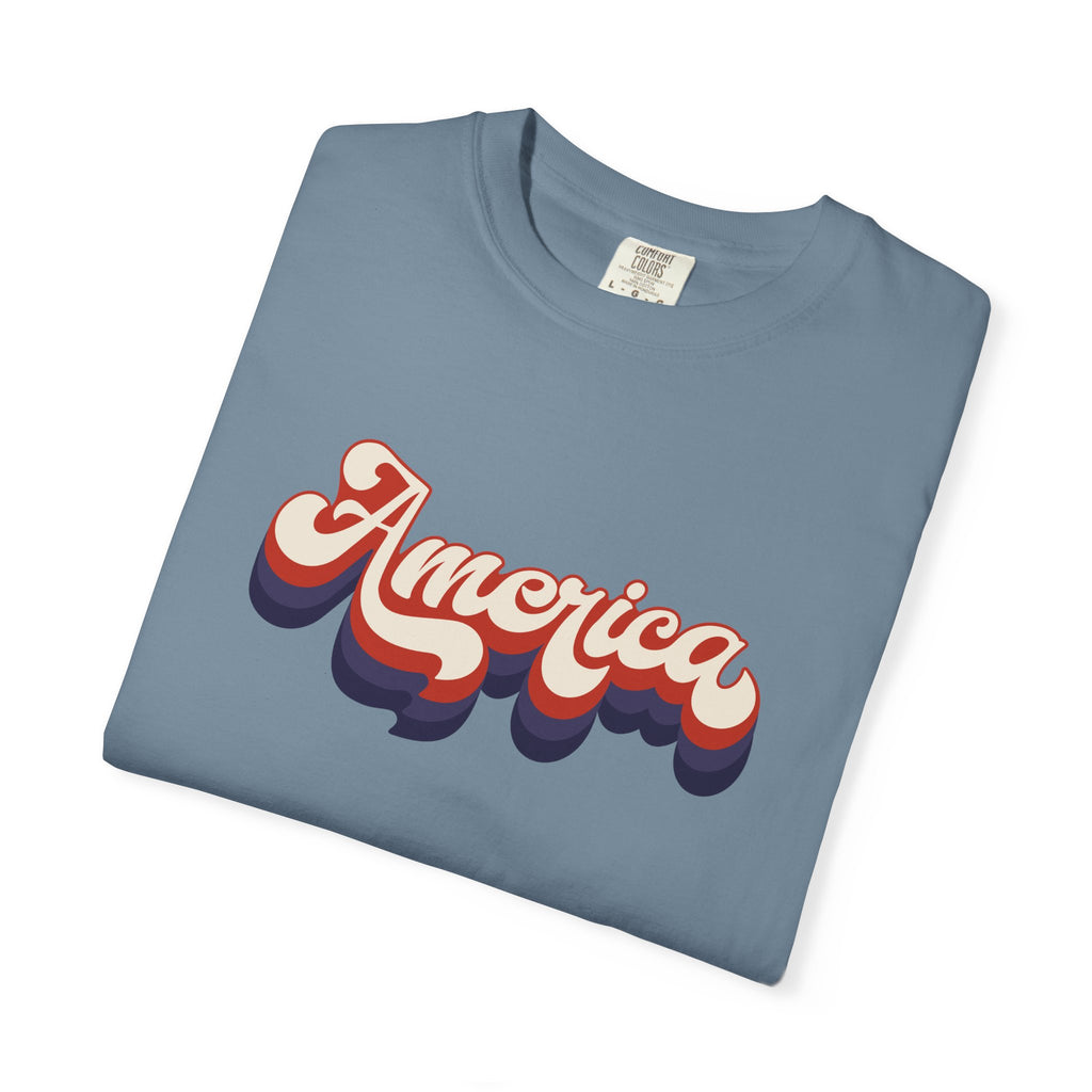 Retro 'America' T-Shirt — Vintage 70s Patriotic Graphic Tee